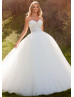 Strapless Sweetheart Neck Ivory Lace Tulle Royal Wedding Dress